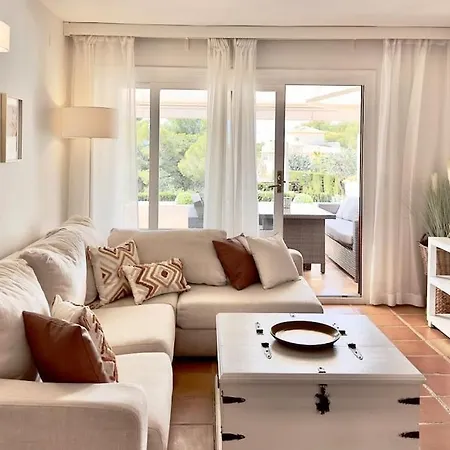 Atico Fully Equiped,piscina Y Gratis Parking *