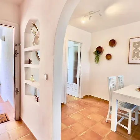 Atico Fully Equiped,piscina Y Gratis Parking *